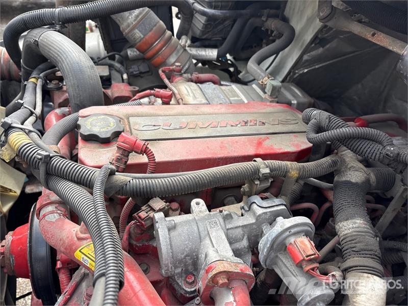 International MV 607 4x2 Rollback Truck Bergungsfahrzeuge