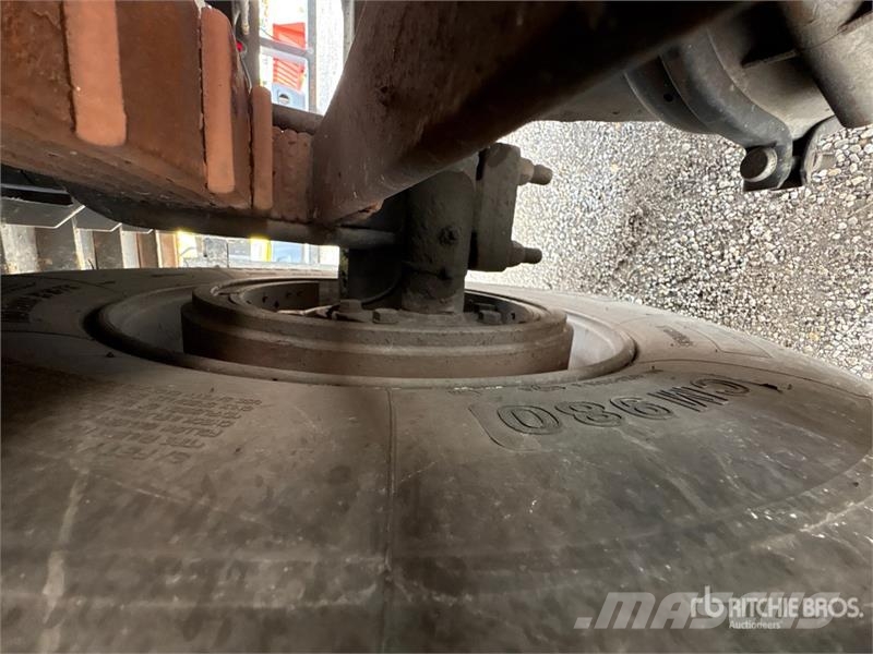 International MV 607 4x2 Rollback Truck Bergungsfahrzeuge
