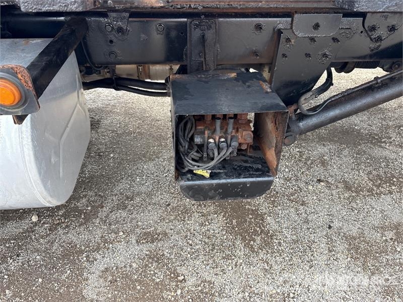 International MV 607 4x2 Rollback Truck Bergungsfahrzeuge