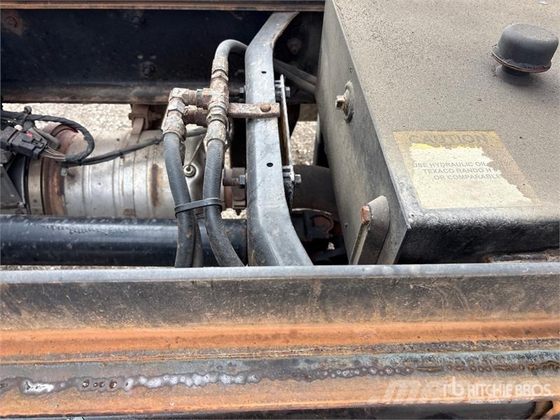 International MV 607 4x2 Rollback Truck Bergungsfahrzeuge