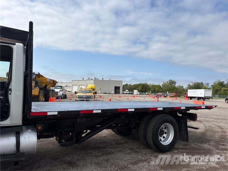 International MV 607 4x2 Rollback Truck Bergungsfahrzeuge