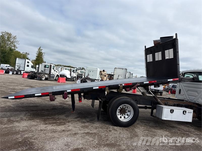 International MV 607 4x2 Rollback Truck Bergungsfahrzeuge