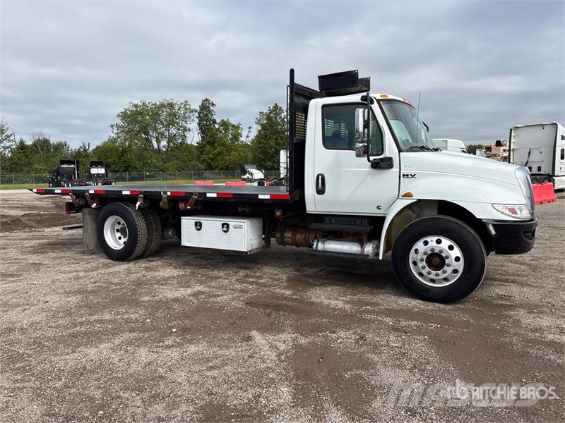 International MV 607 4x2 Rollback Truck Bergungsfahrzeuge