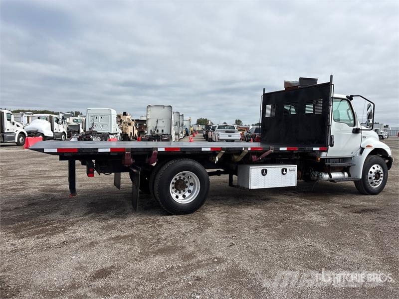 International MV 607 4x2 Rollback Truck Bergungsfahrzeuge