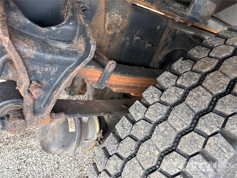 International MV 607 4x2 Rollback Truck Bergungsfahrzeuge
