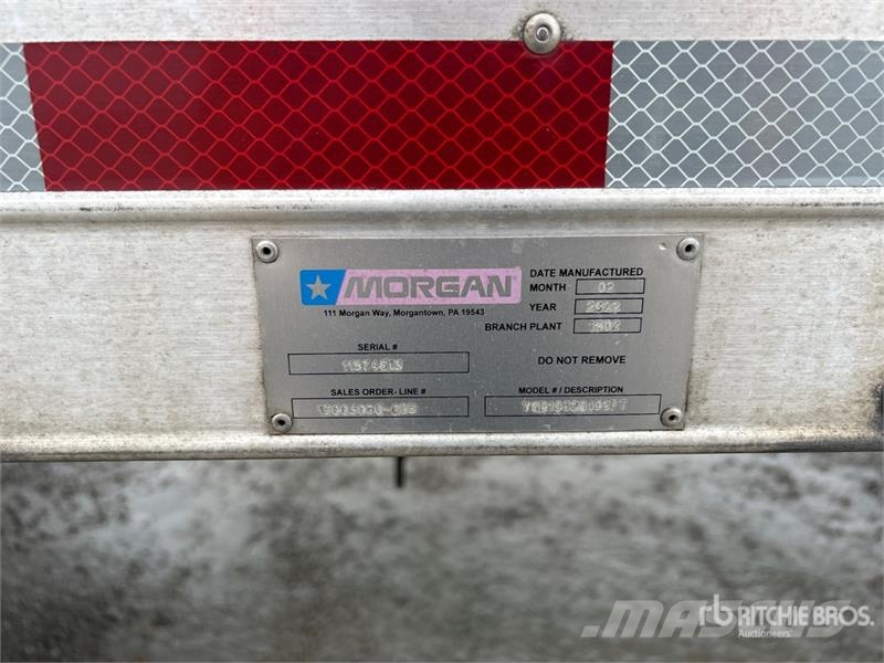 International MV607 4x2 Van Truck Kofferaufbau