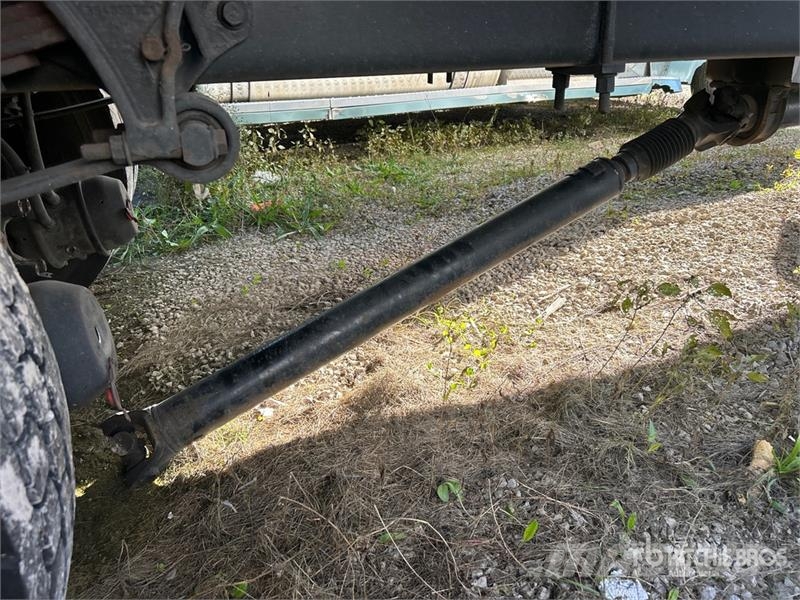 International MV607 4x2 Van Truck Fast kasse