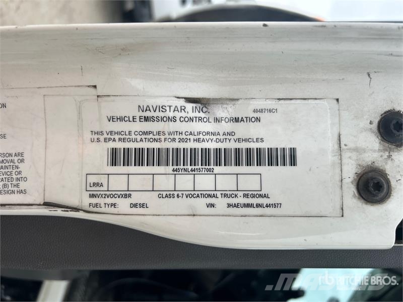 International MV607 4x2 Van Truck Kofferaufbau