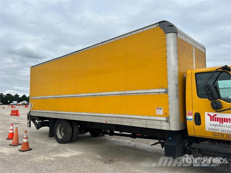 International MV607 4x2 Van Truck Bakwagens met gesloten opbouw