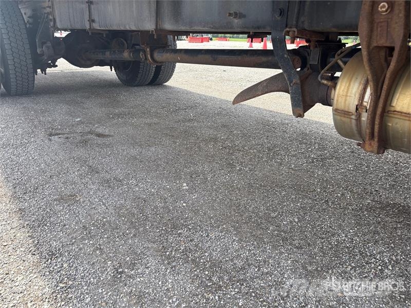 International MV607 4x2 Van Truck Φορτηγά Κόφα
