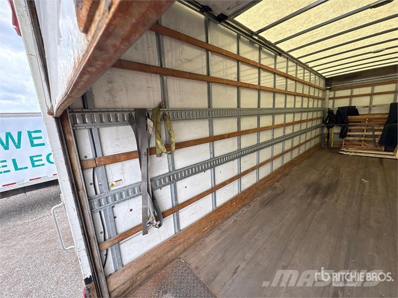 International MV607 4x2 Van Truck Φορτηγά Κόφα