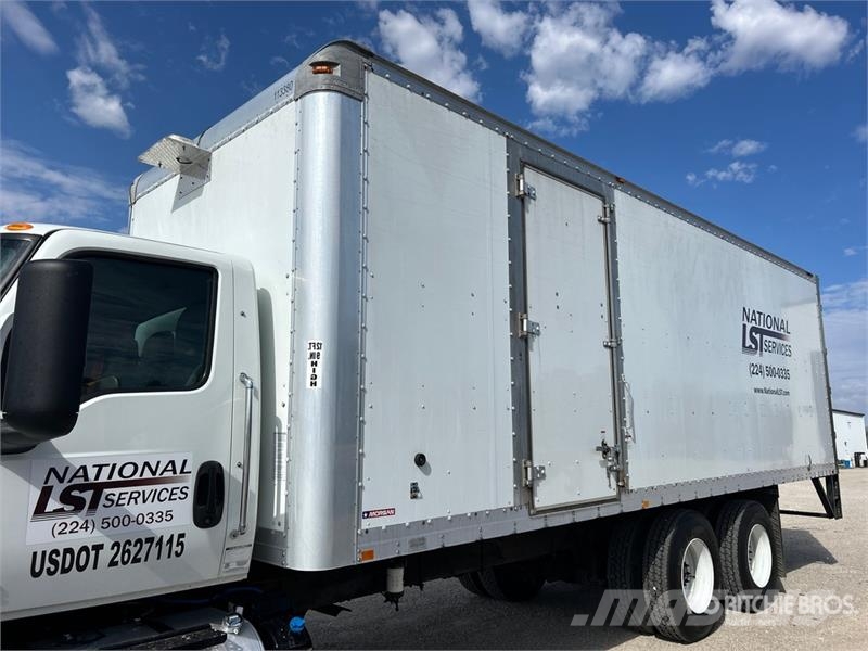 International MV607 6x4 Locomotive Service Truck مركبات الأغراض العامة