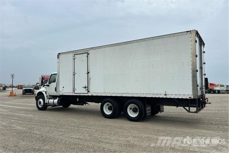 International MV607 6x4 Locomotive Service Truck Municipal / general purpose vehicles