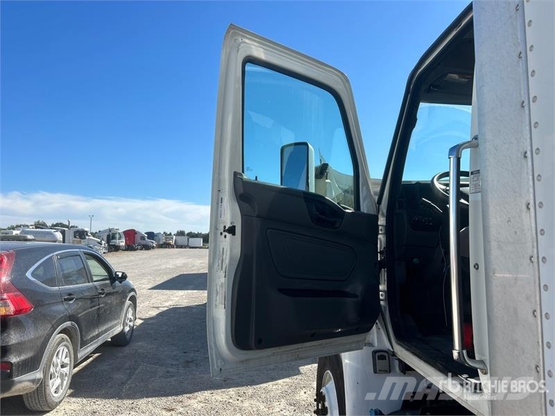 International MV607 6x4 Service Truck Комунальні автомобілі / автомобілі загального призначення