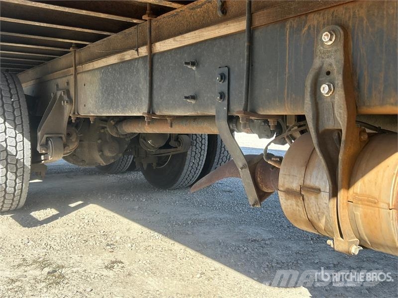 International MV607 6x4 Service Truck Комунальні автомобілі / автомобілі загального призначення