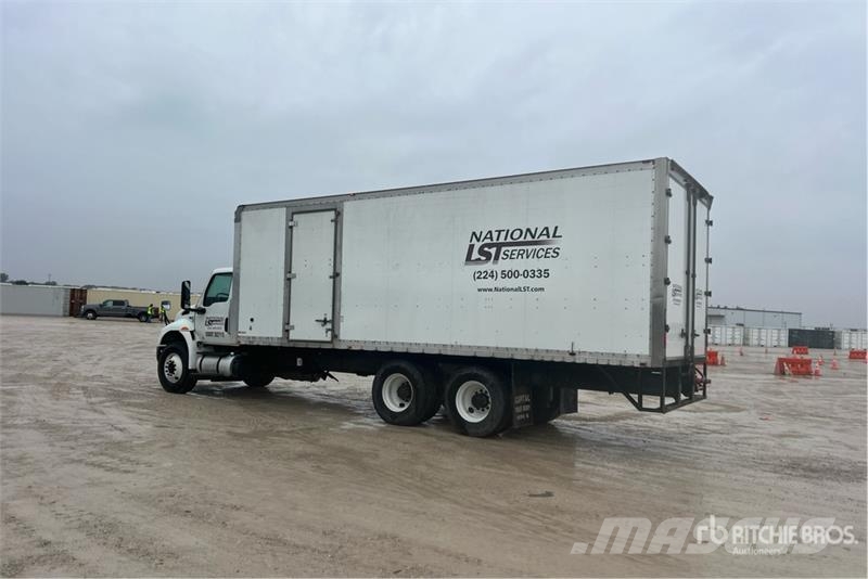 International MV607 6x4 Locomotive Van Truck Furgons