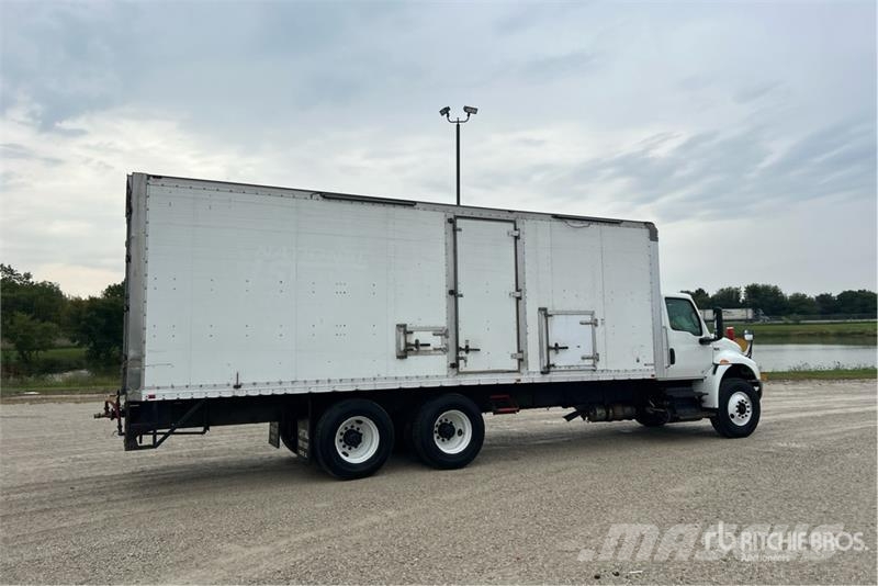 International MV607 6x4 Locomotive Service Truck Municipal / general purpose vehicles