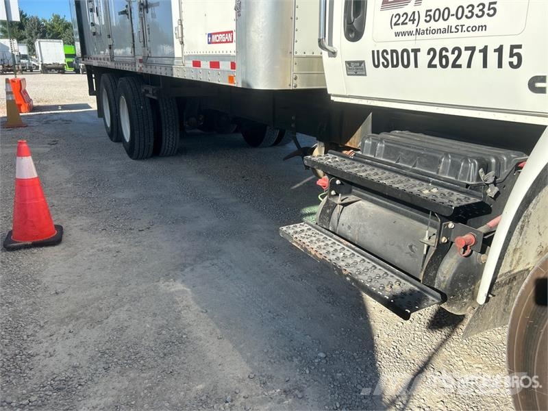 International MV607 6x4 Locomotive Service Truck Municipal / general purpose vehicles