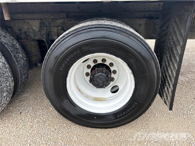 International MV607 6x4 Locomotive Service Truck 多目的/汎用車両