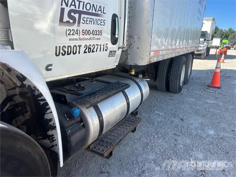 International MV607 6x4 Service Truck Комунальні автомобілі / автомобілі загального призначення