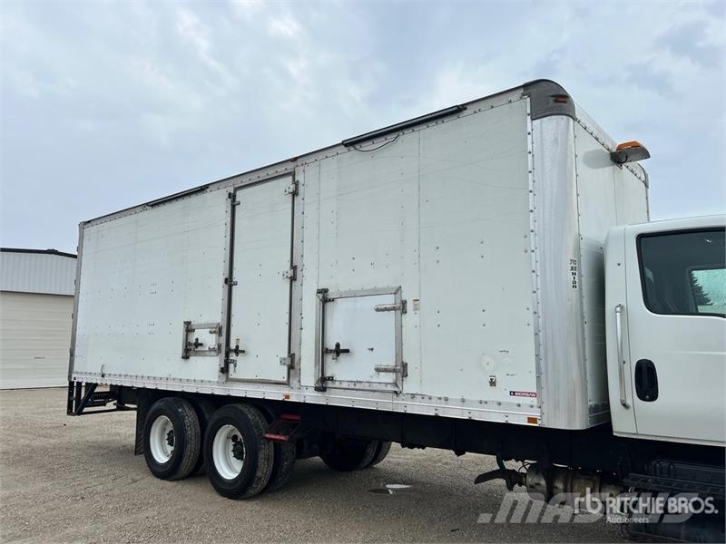 International MV607 6x4 Locomotive Service Truck 多目的/汎用車両