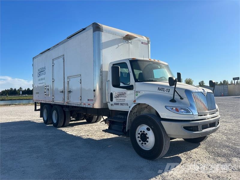 International MV607 6x4 Locomotive Service Truck Municipal / general purpose vehicles
