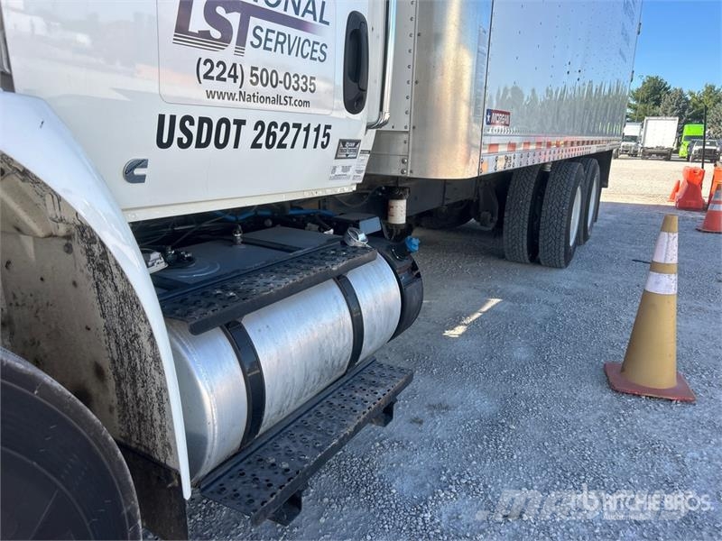 International MV607 6x4 Locomotive Service Truck Municipal / general purpose vehicles