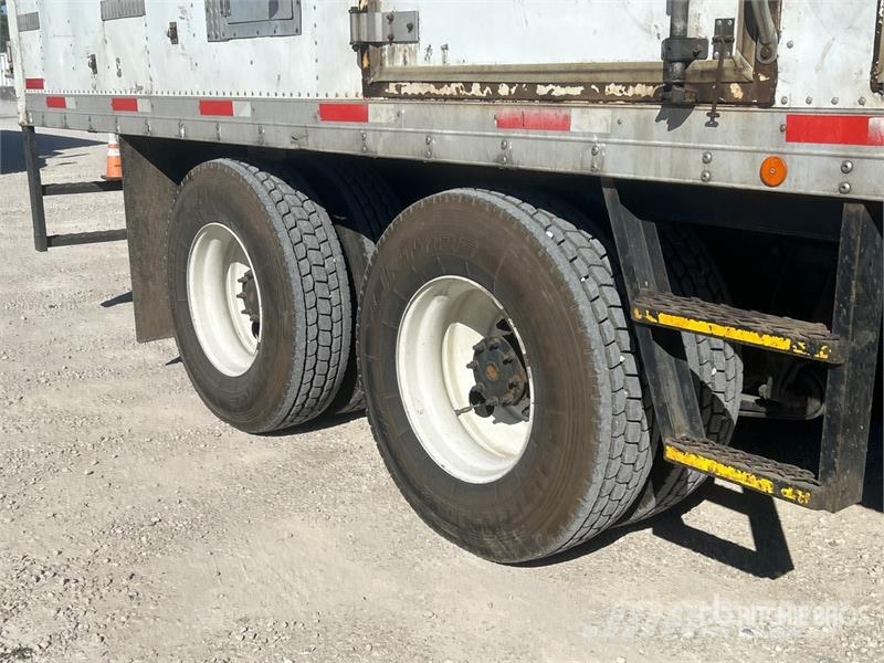 International MV607 6x4 Service Truck Комунальні автомобілі / автомобілі загального призначення