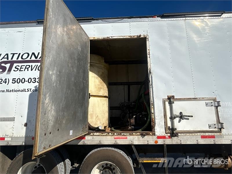 International MV607 6x4 Service Truck Комунальні автомобілі / автомобілі загального призначення