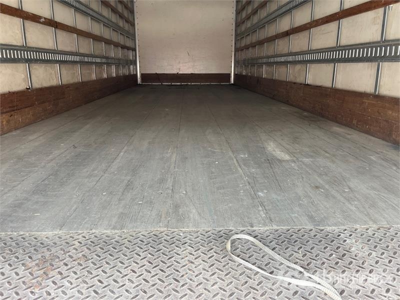 International MV607 SBA 4x2 Van Truck Sanduk kamioni