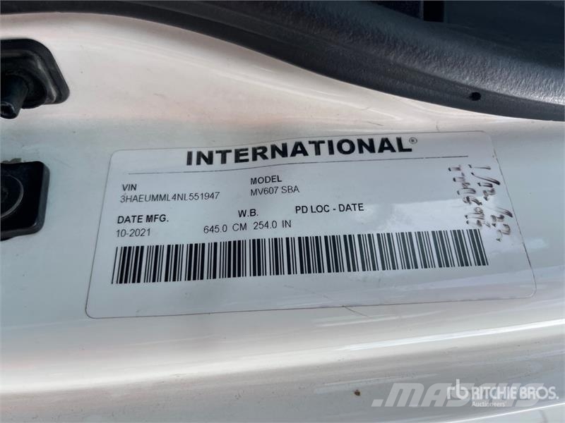 International MV607 SBA 4x2 Van Truck Sanduk kamioni