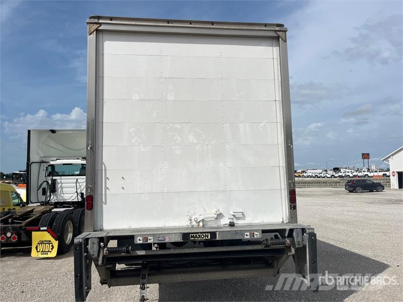International MV607 SBA 4x2 Van Truck Sanduk kamioni