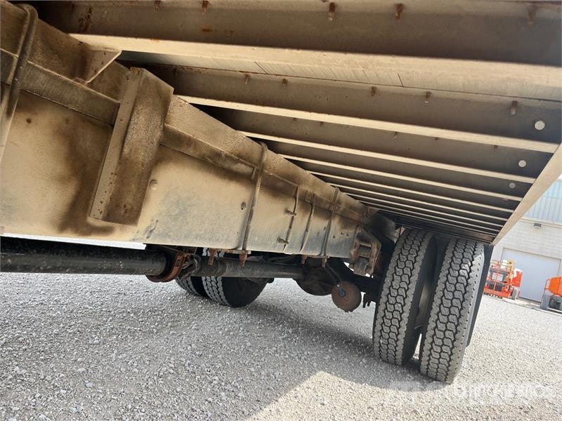 International MV607 SBA 4x2 Van Truck Sanduk kamioni