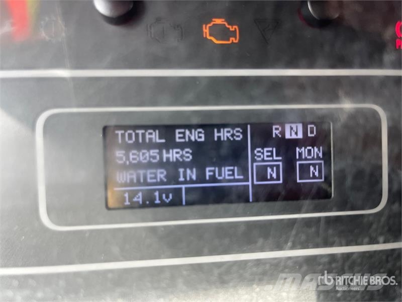 International MV607 SBA 4x2 Van Truck Sanduk kamioni