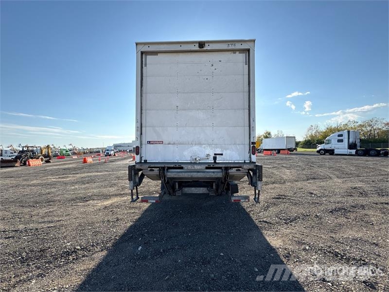 International MV607 Van Truck ボックスボディー、ウイング、箱車