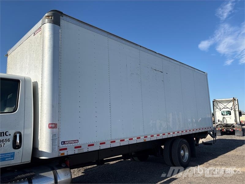 International MV607 Van Truck ボックスボディー、ウイング、箱車