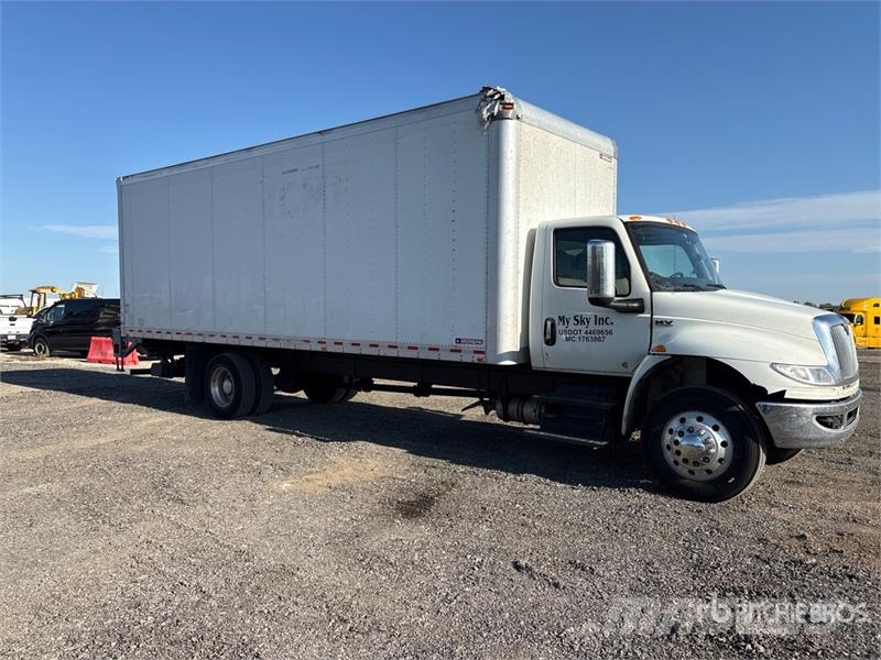 International MV607 Van Truck ボックスボディー、ウイング、箱車