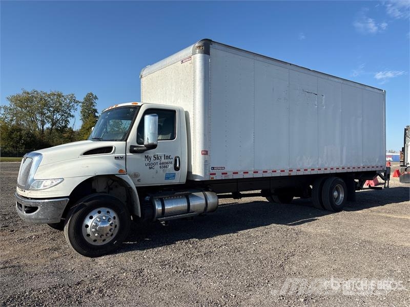 International MV607 Van Truck ボックスボディー、ウイング、箱車