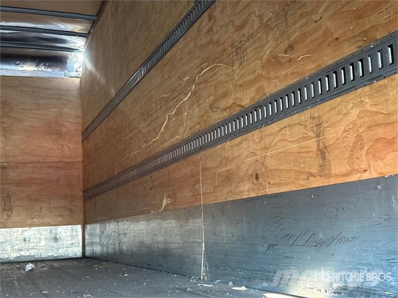International MV607 Van Truck ボックスボディー、ウイング、箱車