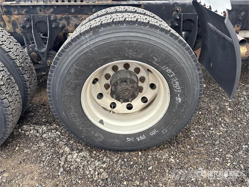 International ProStar+ 122 Cabezas tractoras