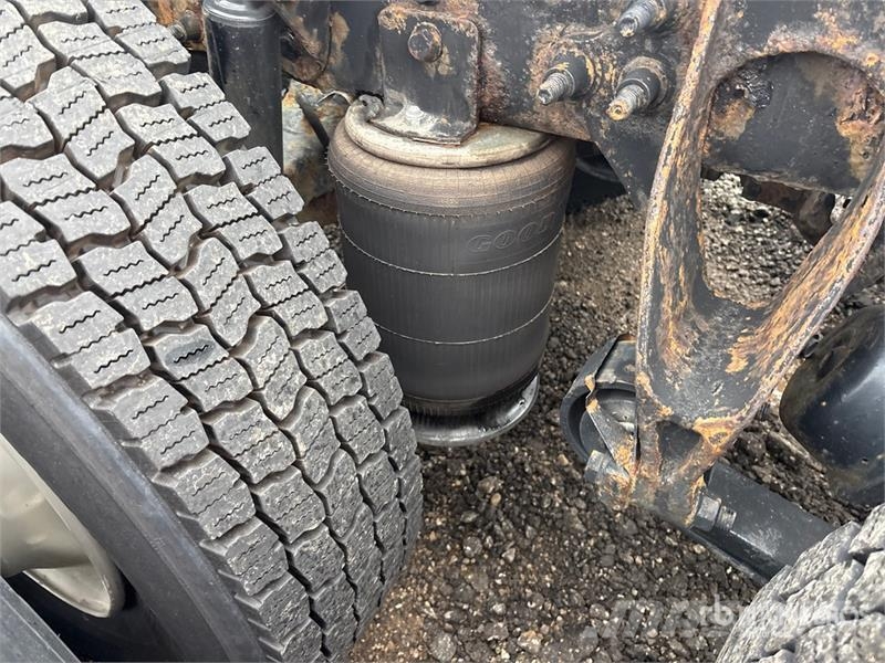 International ProStar+ 122 Cabezas tractoras