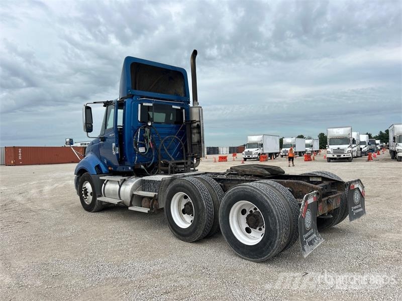International ProStar+ 6x4 T/A Day Cab Truck Tractor Tractores (camiões)
