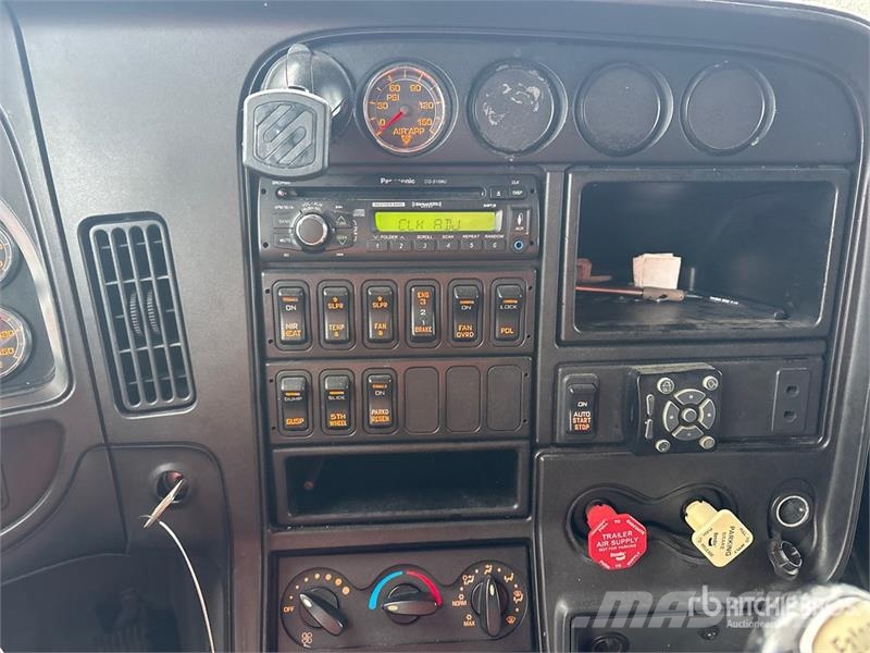 International Prostar+ 6x4 T/A Sleeper Truck Tractor Naudoti vilkikai