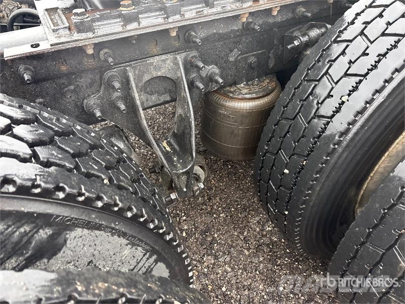 International Prostar+ 6x4 T/A Sleeper Truck Tractor Naudoti vilkikai