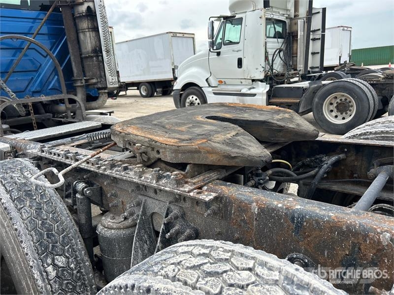 International ProStar+ 6x4 T/A Day Cab Truck Tractor Tractores (camiões)