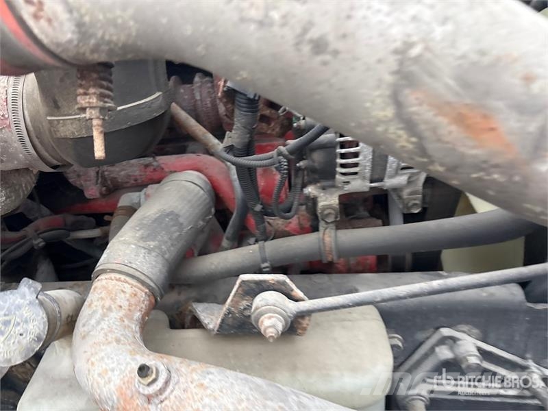 International ProStar+ 122 Cabezas tractoras