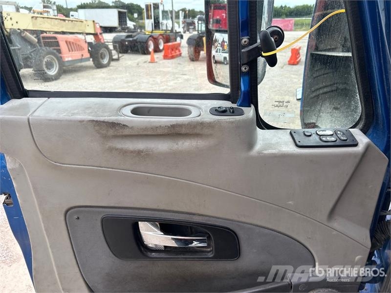 International ProStar+ 6x4 T/A Day Cab Truck Tractor Tractores (camiões)