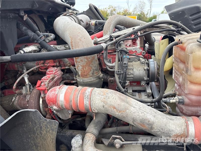 International ProStar+ 122 Cabezas tractoras