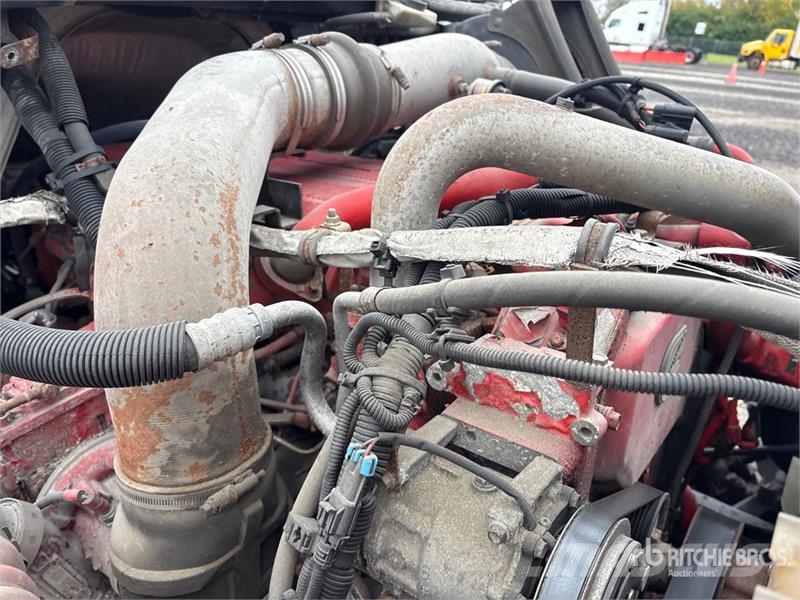 International ProStar+ 122 Cabezas tractoras