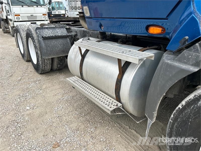 International ProStar+ 6x4 T/A Day Cab Truck Tractor Tractores (camiões)